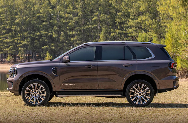 Ra mắt Ford Everest thế hệ mới tại ford bình triệu: Cuộc phiêu lưu toàn diện