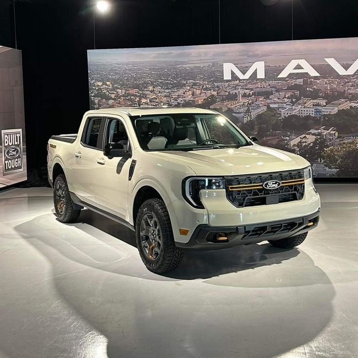 City Ford Giá Tốt Nhất TP.HCM - Ưu Đãi 5 Sao!